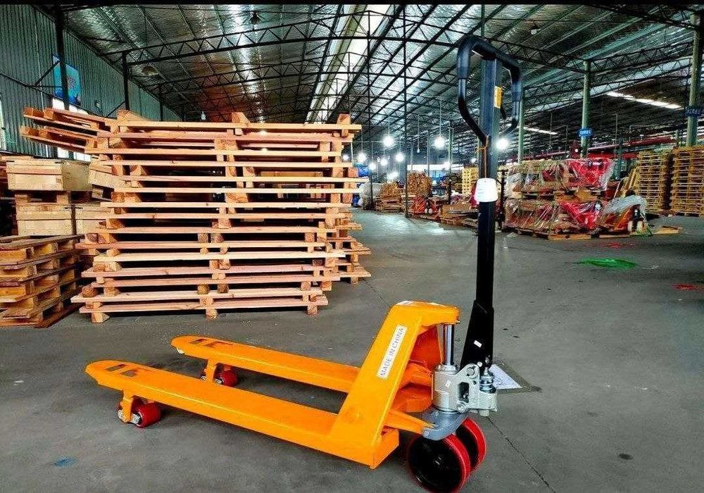 Техника для склада: Рохля / Рохли / Штабелер / Транспаллет