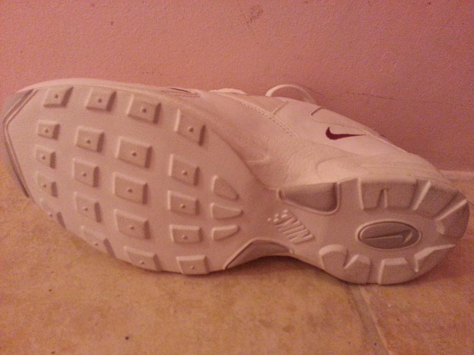 НОВИ Маратонки Nike