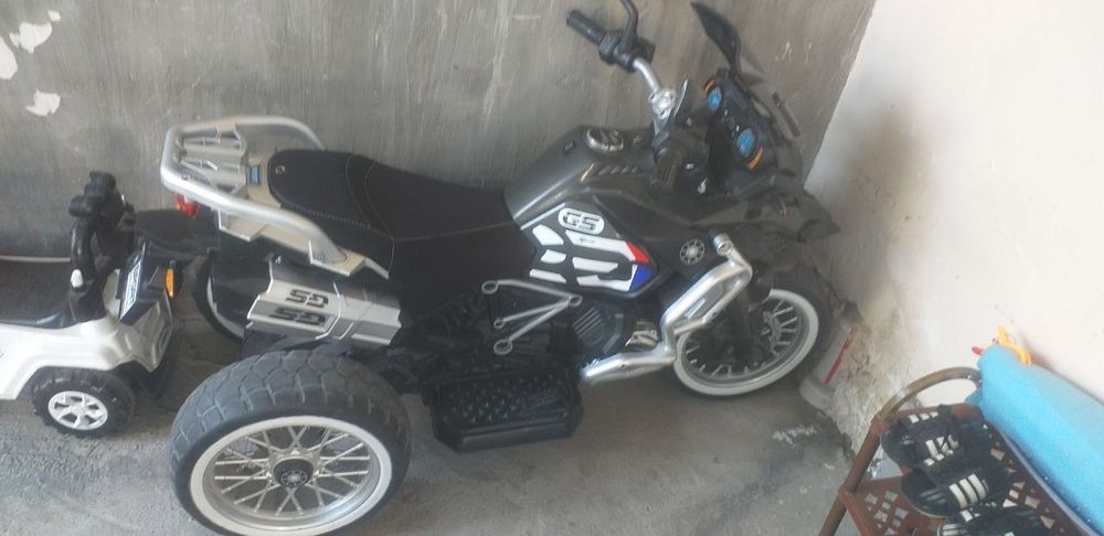Motoskuter detskiy