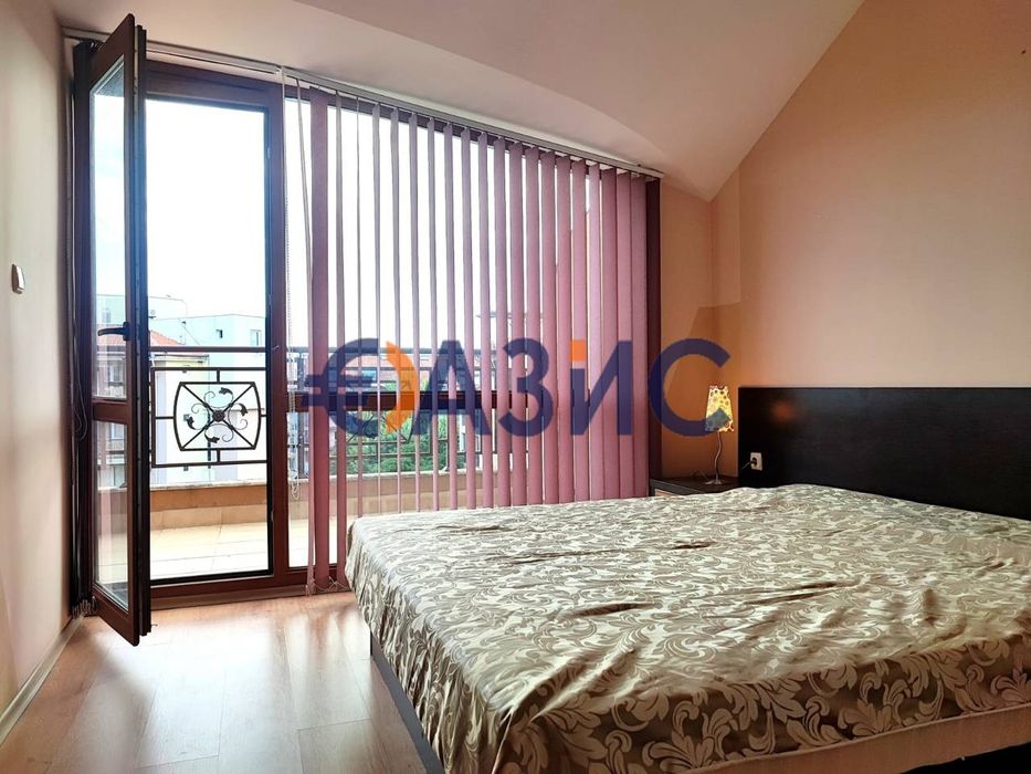 Продава се Тристаен апартамент в к.к. Слънчев бряг - 121 кв.м за 678 €/кв.м - Снимка #13