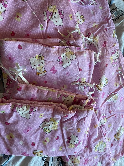 Подарявам обиколния за бебешка кошара