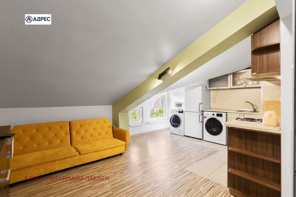 Продава се Двустаен апартамент в Плевен, Широк център - 80 кв.м за 1188 €/кв.м - Снимка #2