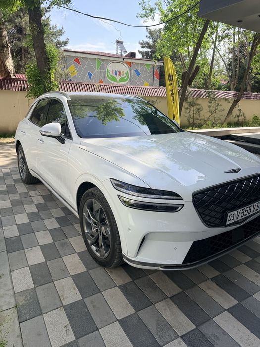 Genesis GV70 Ev Dual motor