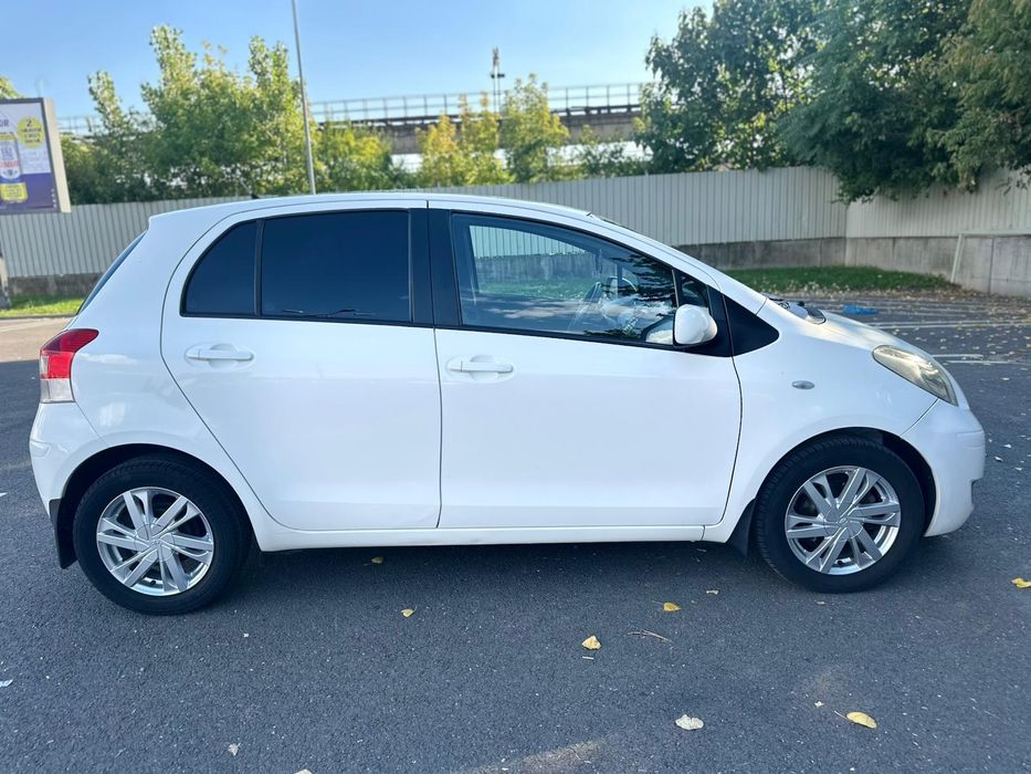 Vând ToYota  Yaris