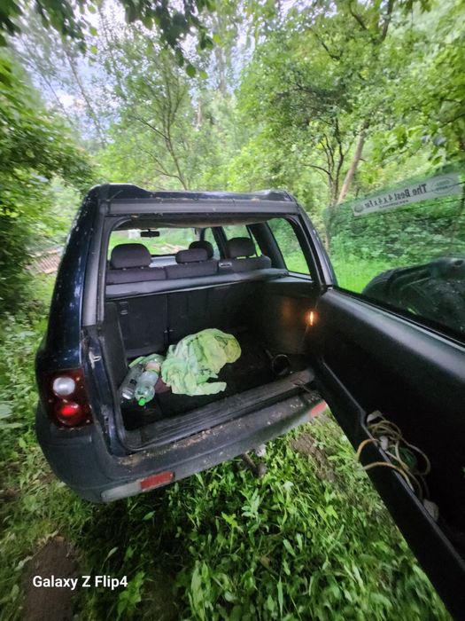 Land rover freelender