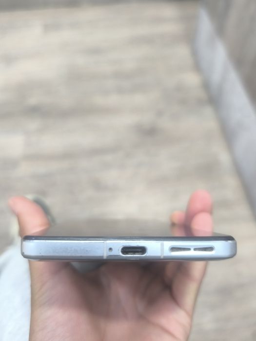 Продам poco f4 gt