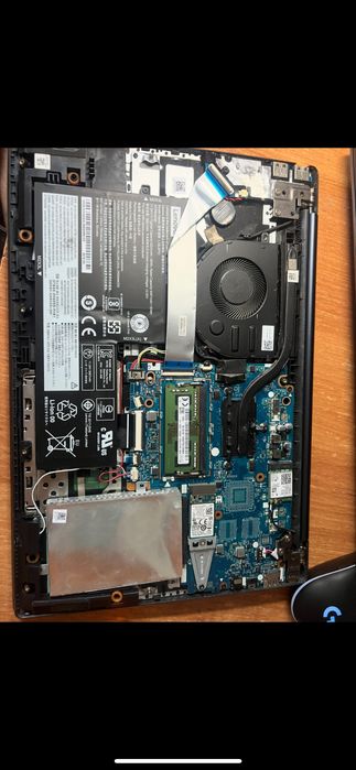 lenovo ideapad s240-15iwl не включается