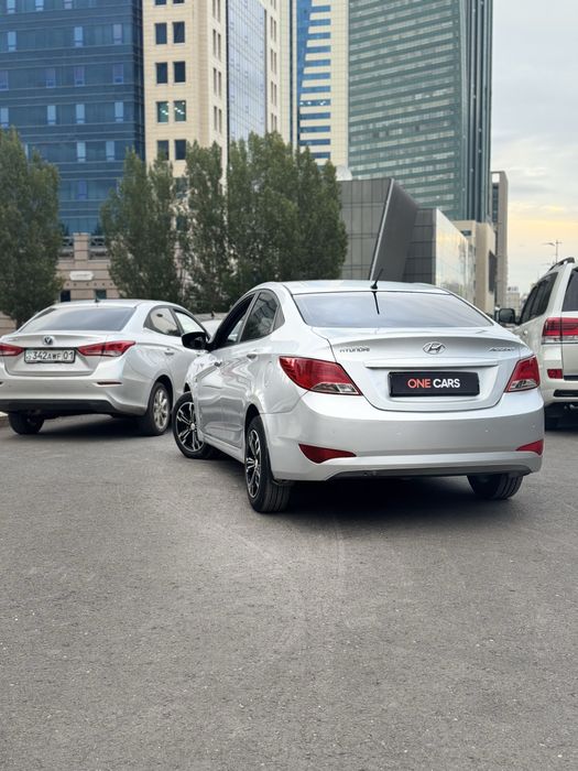 Hyndai Accent 2015 1.6 автомат