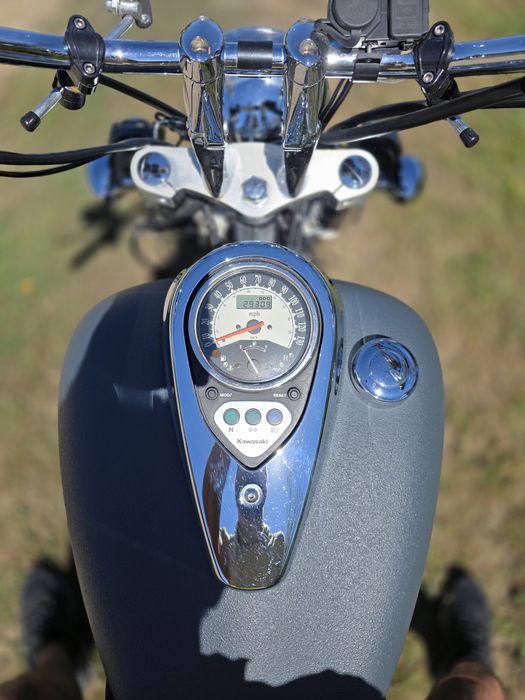 Kawasaki Vulcan VN900B