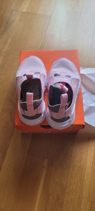 Pantofi noi sport slip-on Nike, Flex Runner 2, Roz pastel,marime 28 EU