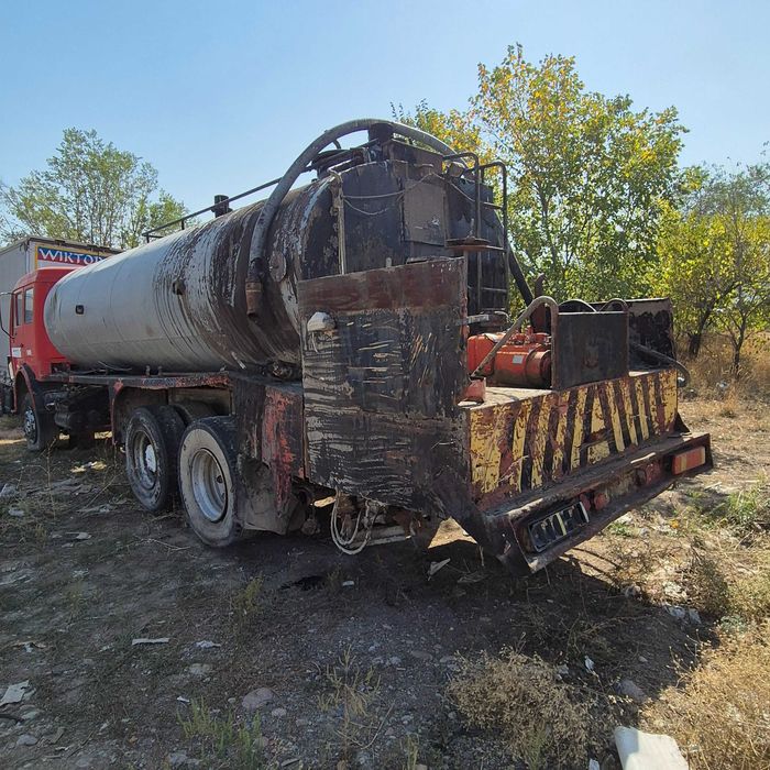 Гудронатор-Битумовоз Мерседес