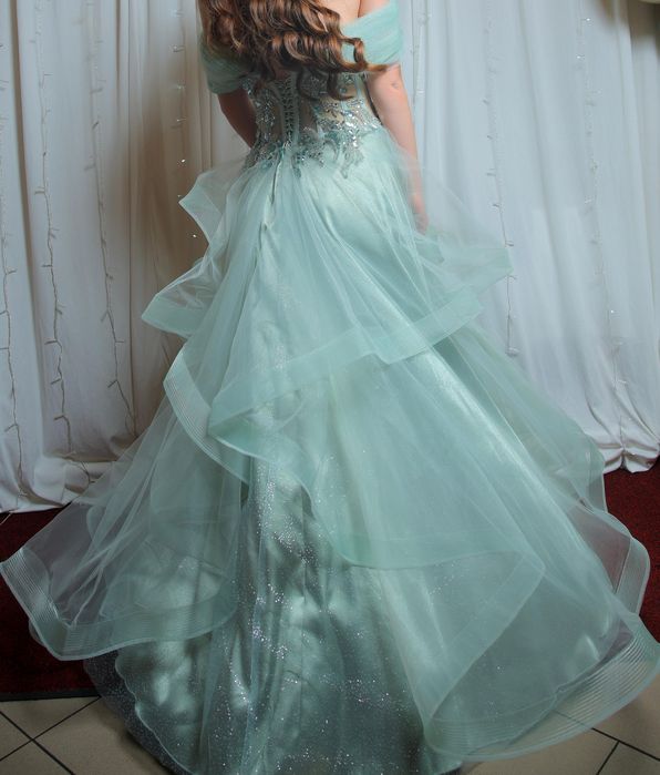 Официална рокля 950лв.