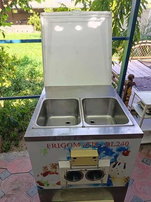 Frezer marojniy aparat 220