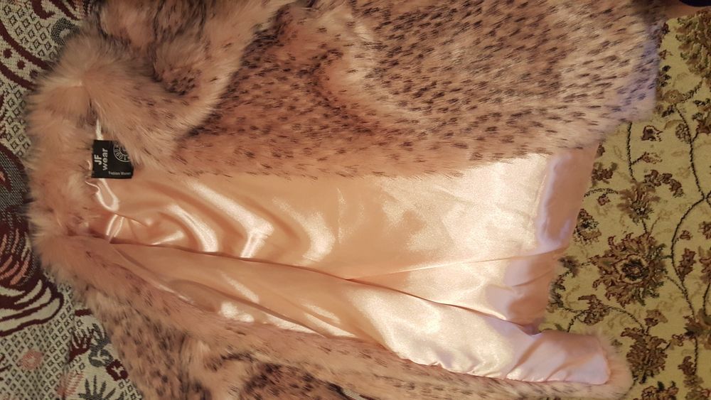 Шубка из искусственного меха