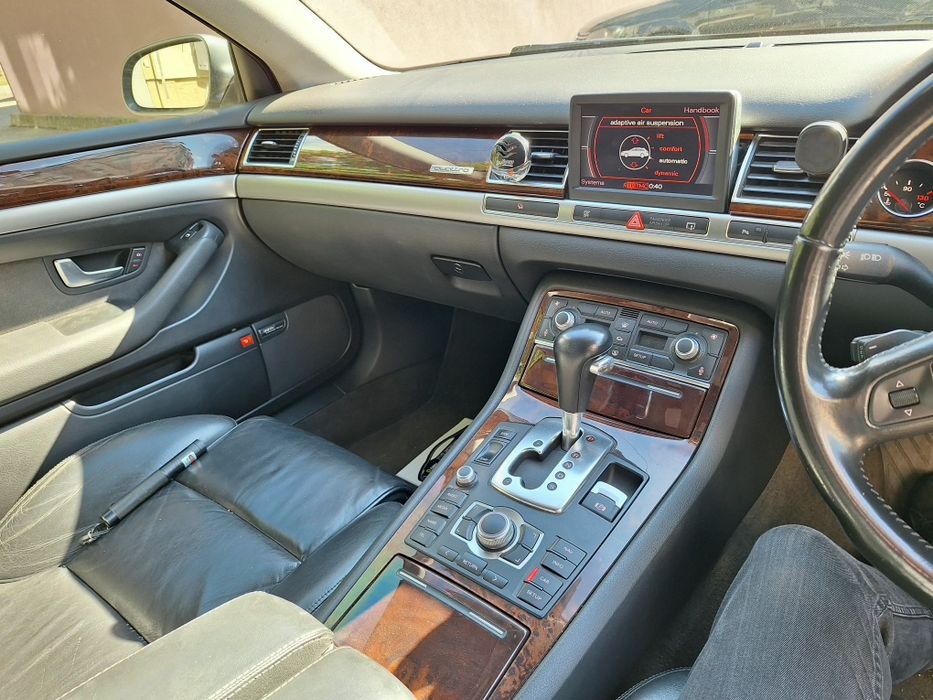 Audi A8 3.0 2007 270cp