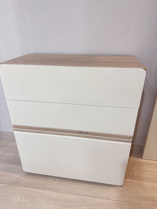 Спальный гарнитур.срочно.торг.