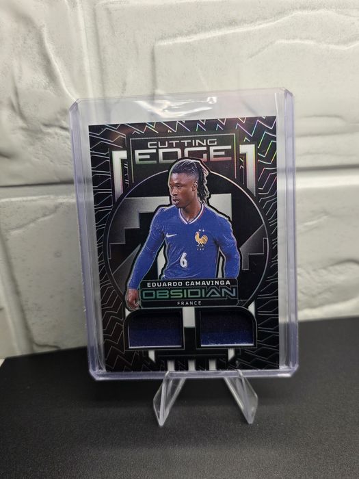 Eduardo Camavinga Cutting Edge Dual Relic 060/199 Panini Obsidian France