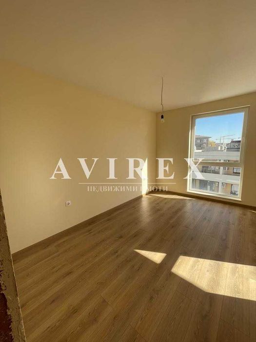 Продава се Тристаен апартамент в Пловдив, Христо Смирненски - 102 кв.м за 1608 €/кв.м - Снимка #9