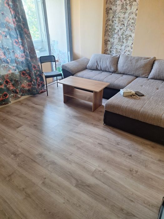 2 camere de inchiriat linga metrou eroi  revolutiei