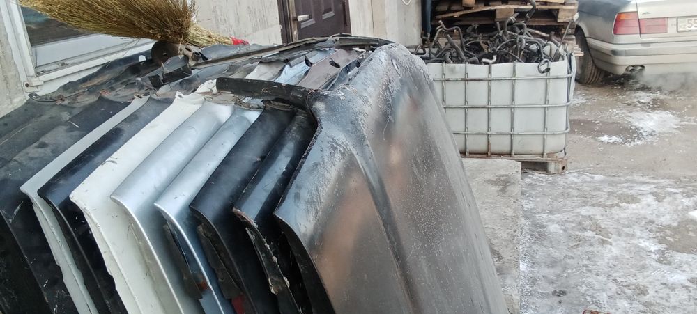 Авто разбор Привозные запчасти.