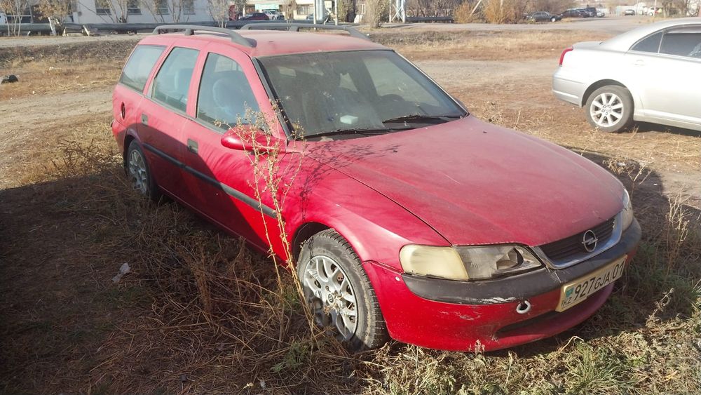 Продам машину не находу