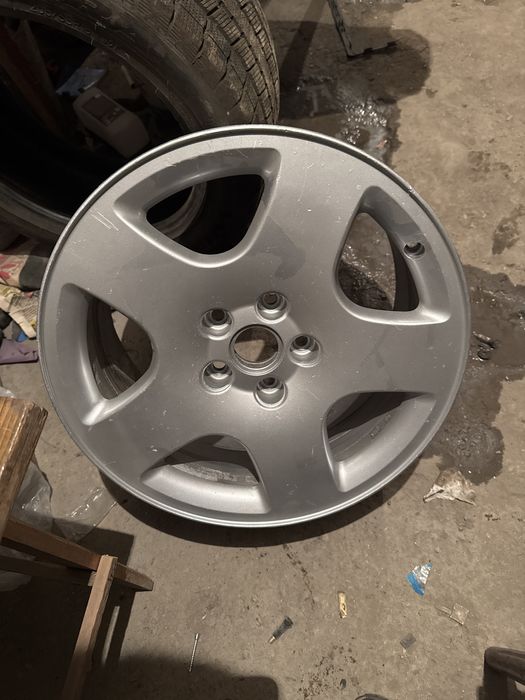 Диск ауди р17 запаска