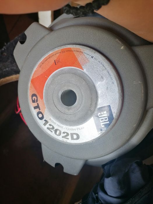 Subwoofer auto JBL