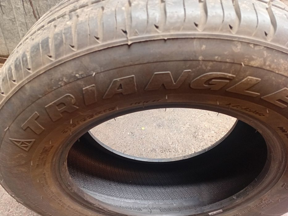 Продам летние резины.  Комплект