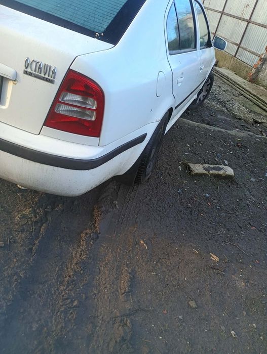 Vând Skoda Octavia