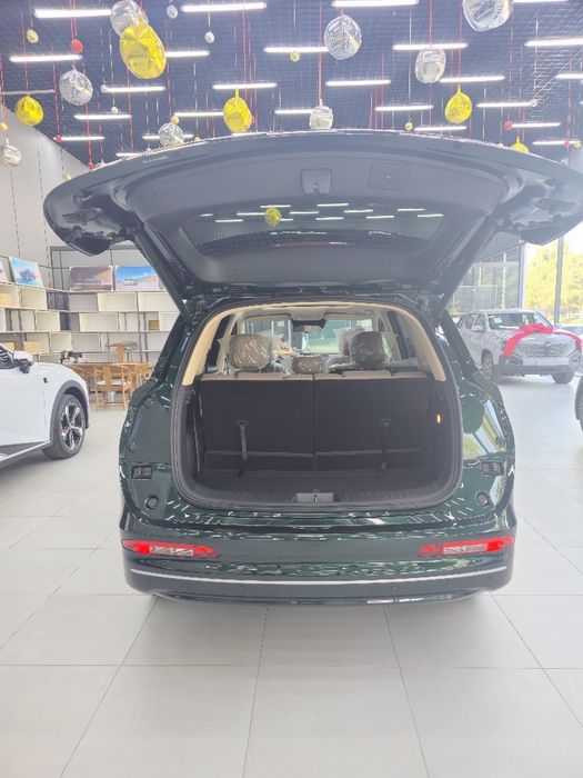 Dongfeng Landian E 5 plus 5 va 7 oʻrinli sotiladi