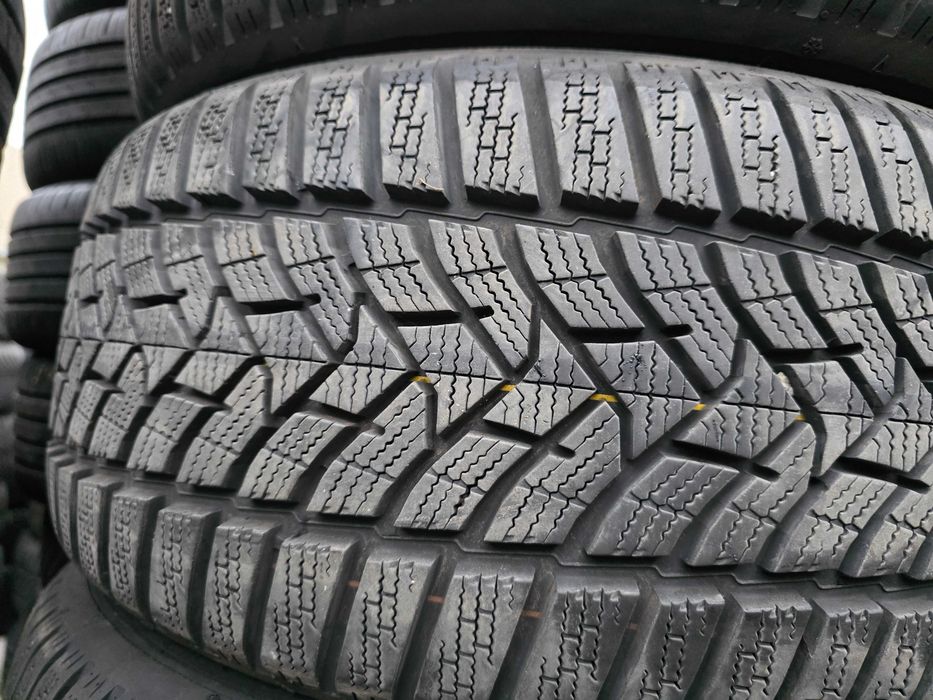 4бр Като нови зимни гуми 225 45 17 - Dunlop