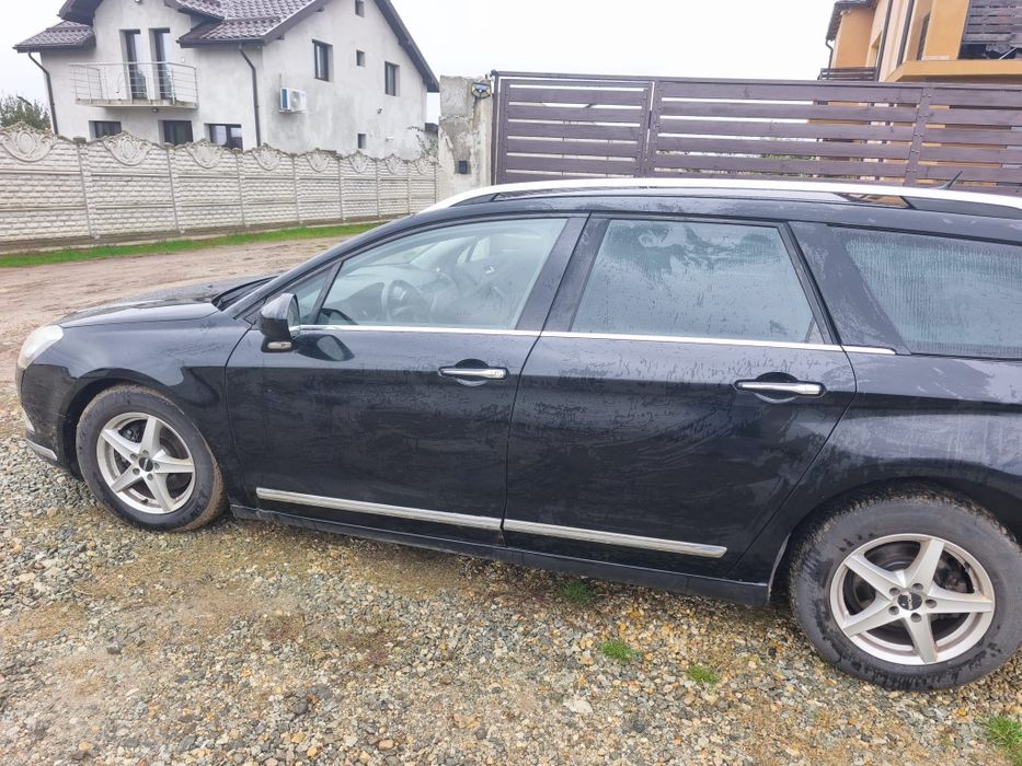 Vând Citroen C5 Hatchback
