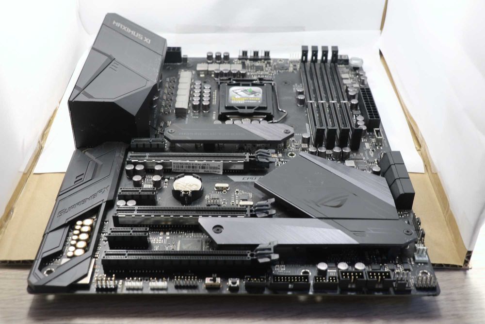 ASUS ROG Maximus XI Hero (Z390) ATX – LGA1151, stare excelentă