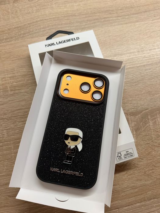 Кейс на Pitaka за iPhone 17 pro