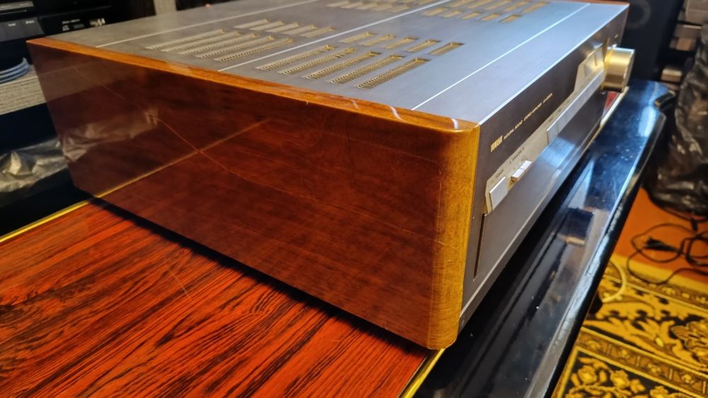 Усилитель Yamaha ax-2000a