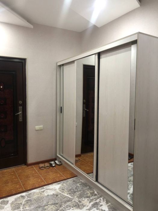 Здам в аренду дом на долгый срок  3 комнатная