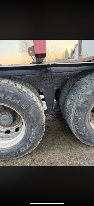 VOLVO FH 480 Forestier cu macara KESLA Z pentru padure