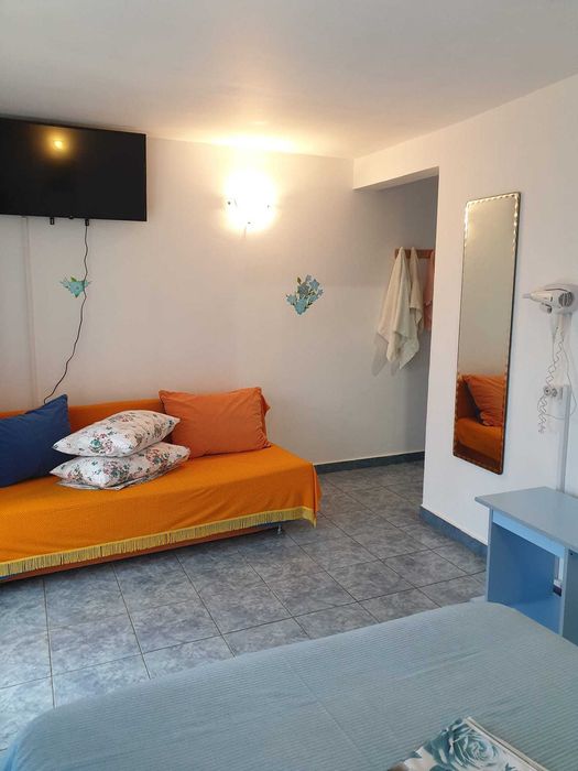 Oportunitate rară – Pensiune la 50m de plajă, Costinești (Beach Please & Nibiru)