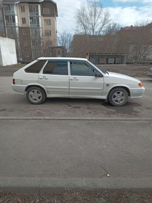 Продам машину ВАЗ 14 ЛАДа