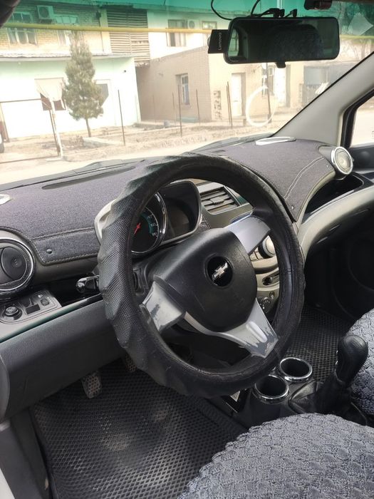 Спарк авто сотилади