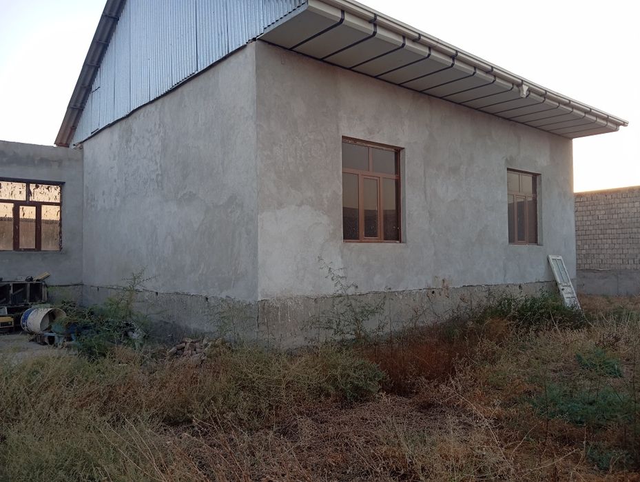 Уй сотилди 10 сотик