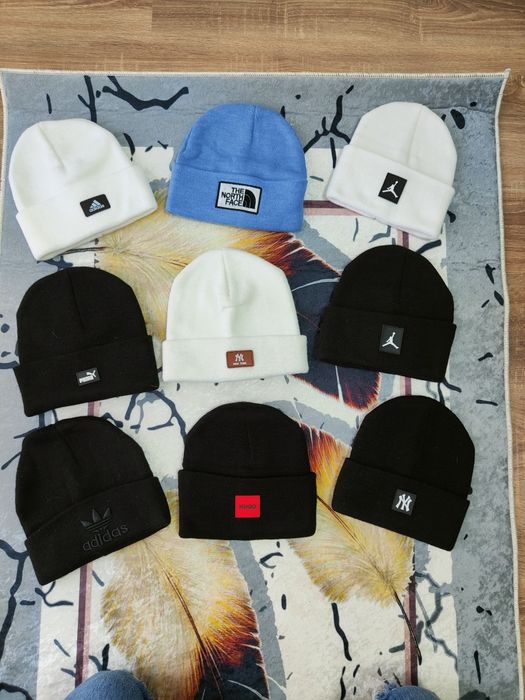 Căciula Nike Caciula HUGO Caciula Tommy Caciula Emporio