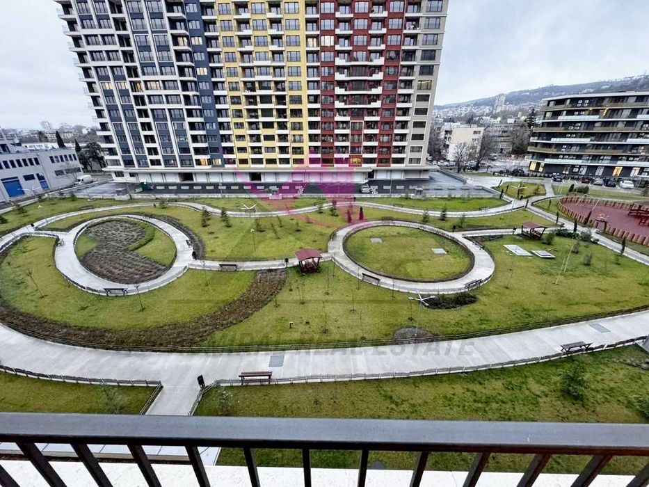 Дава се под наем Тристаен апартамент в Варна, Победа - 100 кв.м за 800 € - Снимка #4