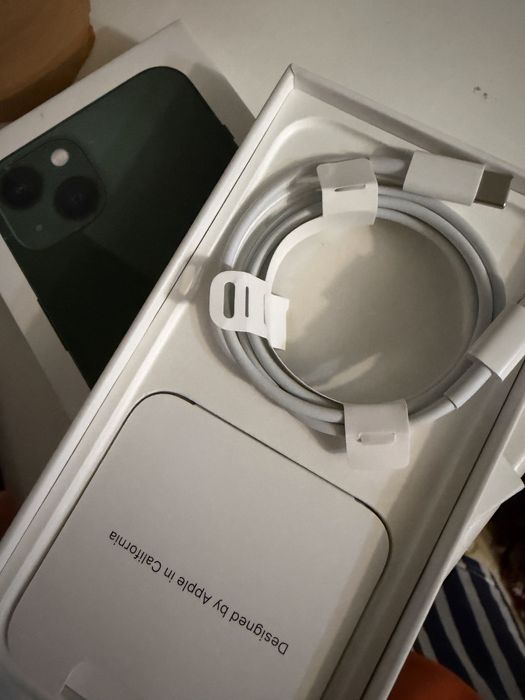 iPhone 13 зелёный | Оригинал | 95% аккумулятор | Коробка