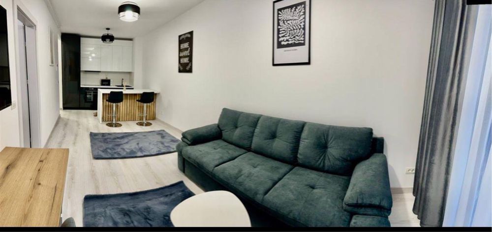 Vand apartament cu 2 camere in complexul rezidential Adora Park