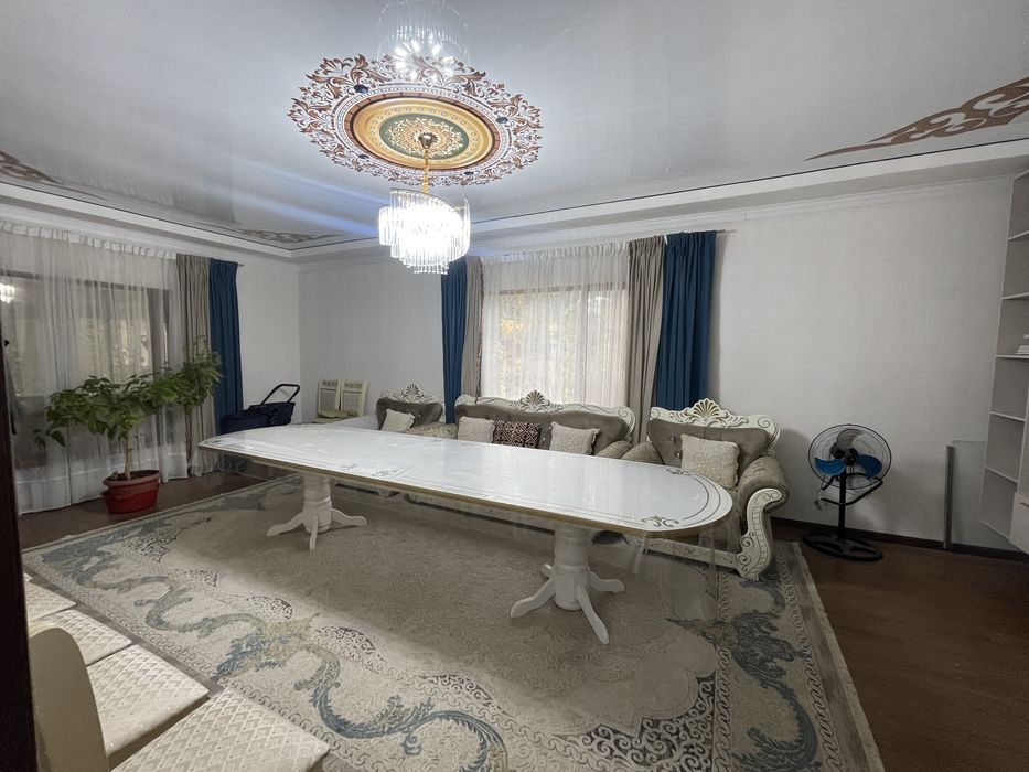 Жаңадан салнған ұй сатылады
