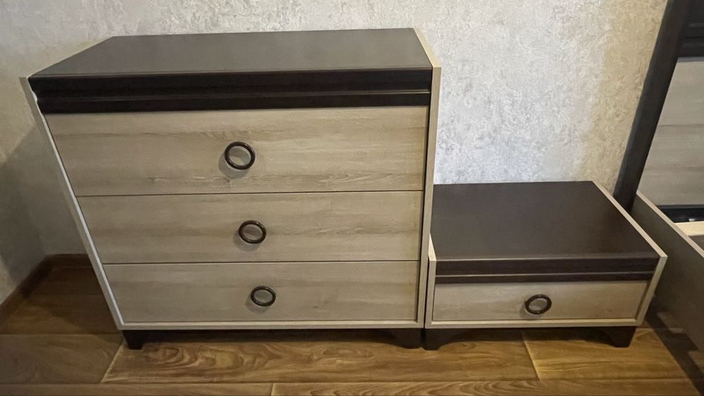 Спальный гарнитур