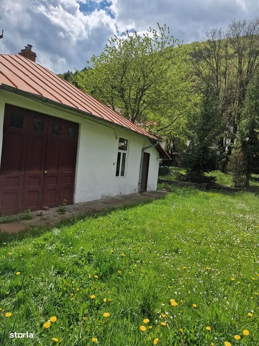 Teren 254 mp de vânzare în Sinaia – zonă centrală, toate utilitățile