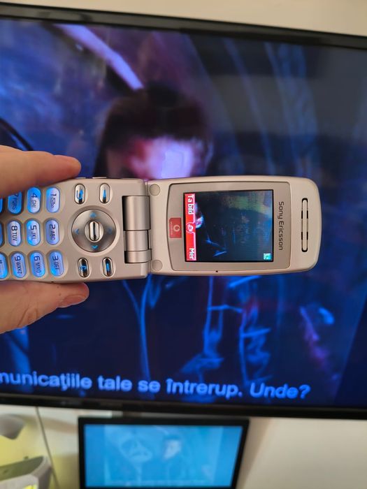 Sony Ericsson z600 ( liber de rețea)