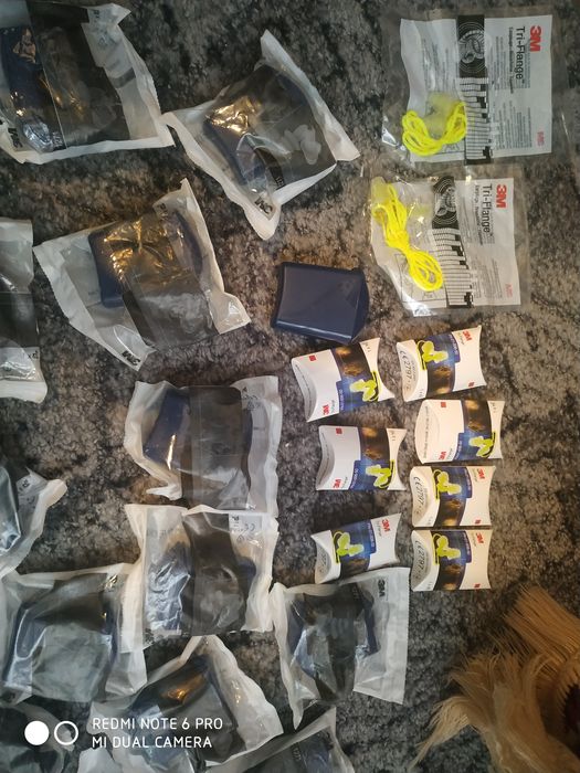 Dopuri urechi noi sigilate